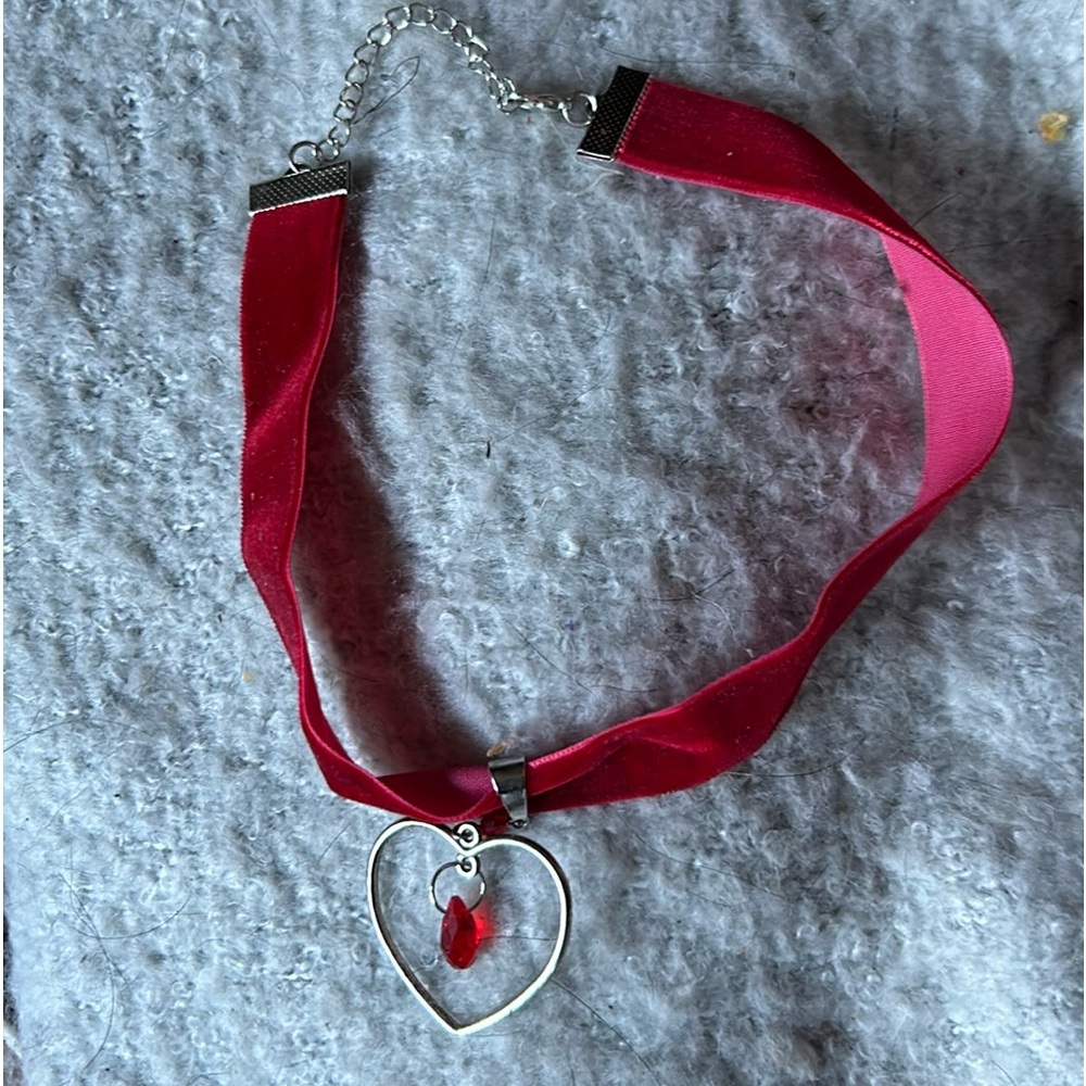 Red velvet heart choker necklace blood drop goth vampire NEW vamp love valentine